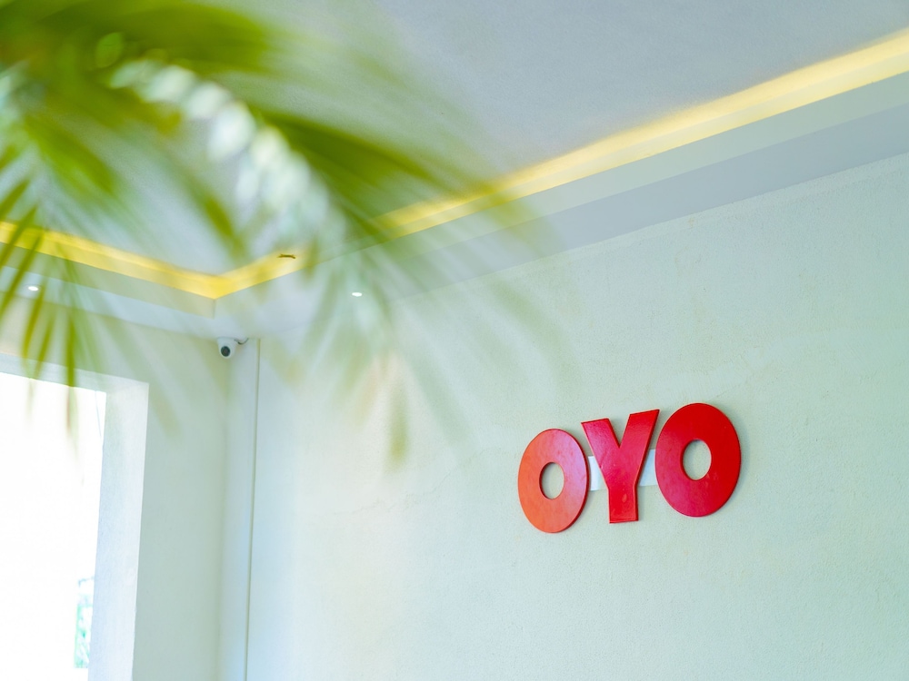 OYO 12025 Hotel Kamal Palace