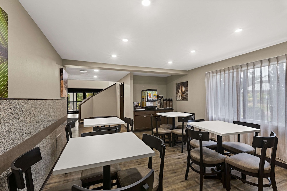Red Roof Inn Atlanta East Lithonia - photo 28