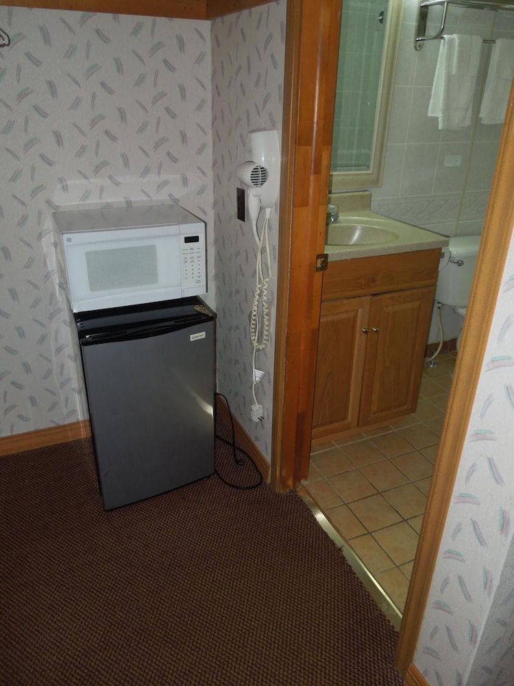Red Carpet Inn Ronks - photo 28