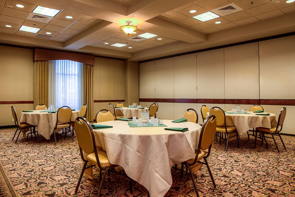 Hampton Inn & Suites Mountain Home - photo 29