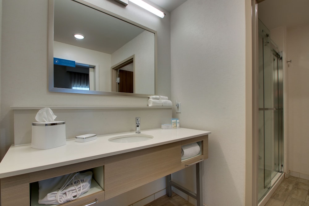Hampton Inn Sneads Ferry North Topsail Beach - photo 24