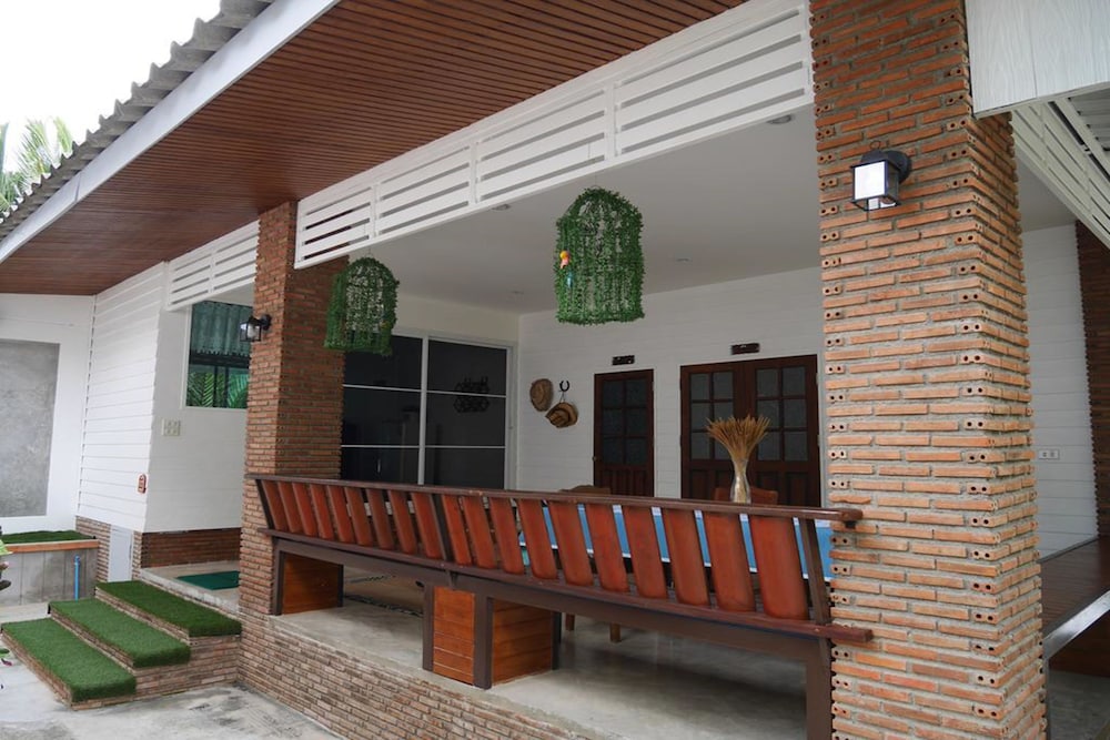 River Breeze — Chachoengsao
