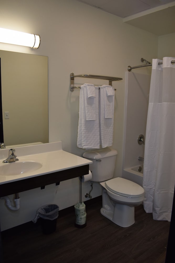 Menominee River Extended Stay Hotel - photo 15