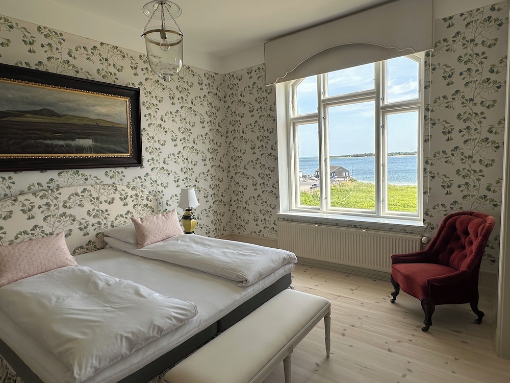 Aarøsund Badehotel — Haderslev — photo 3
