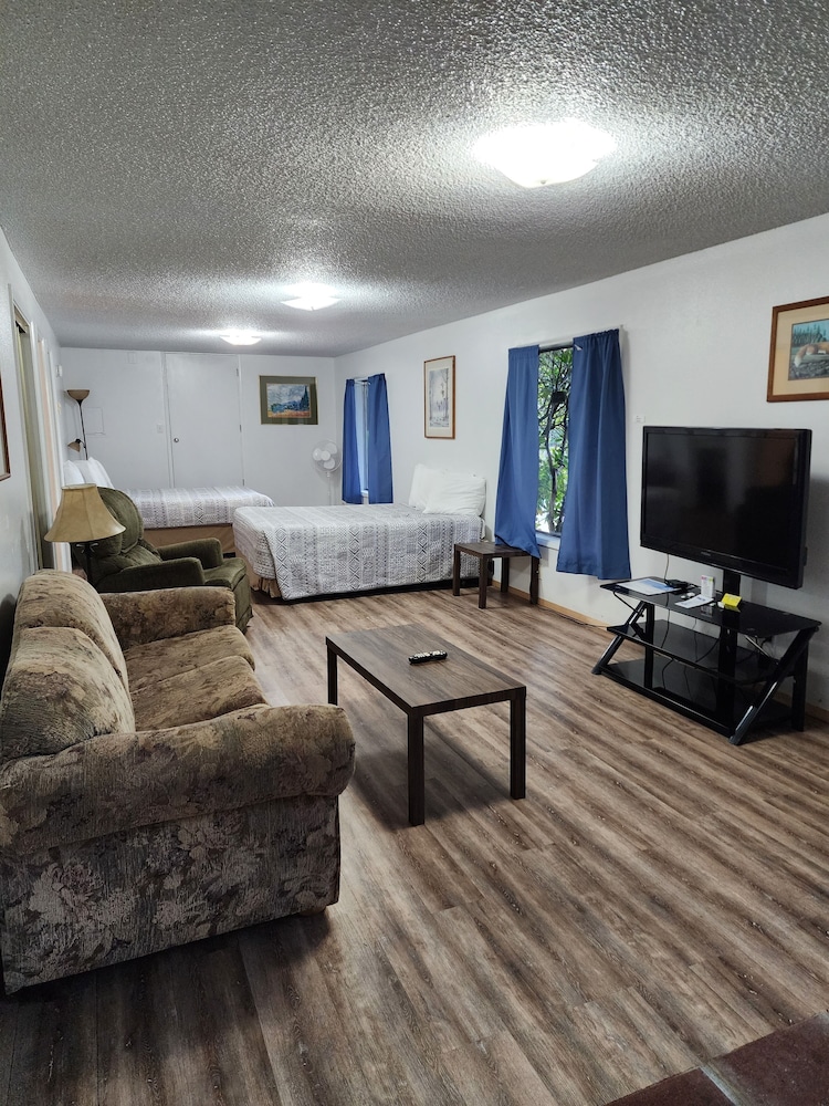 Plainview Motel & RV Park - photo 40