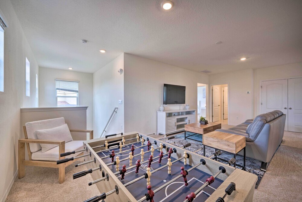 Private Pool and Resort Perks Home in Davenport - photo 17