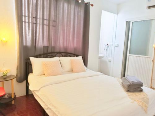 Getaway Villa Bangkok 4 Bedroom 6 Beds and 5 Bathroom
