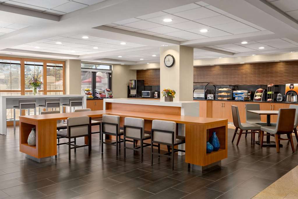 Wingate by Wyndham Wilmington - photo 29