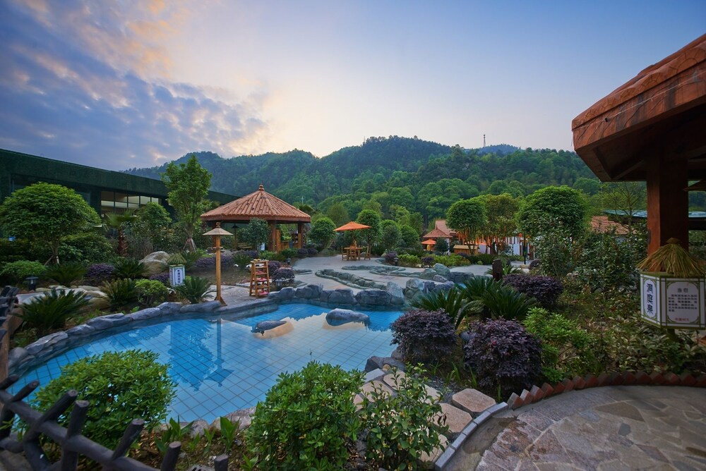 Narada Resort & Spa Pingxiang — 4-Star Luxury Hotel in Pingxiang, People's Republic of China