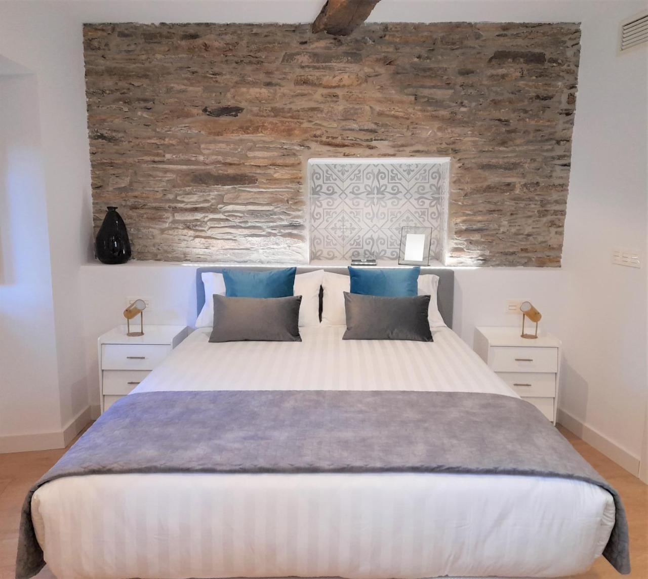 Apartamento Con Encanto En Centro Historico Lugo Tinerialucushome — 4-Star Luxury Hotel in Lugo, Spain