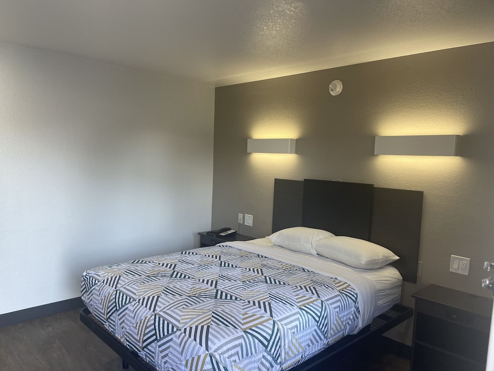 Motel 6 Denton Tx Unt - photo 7