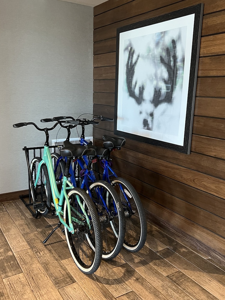 Fairfield by Marriott Inn & Suites Boulder Broomfield Interlocken - photo 20