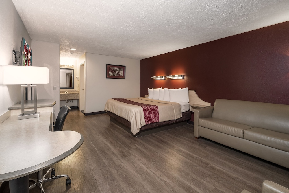 Red Roof Inn Indianapolis Greenwood - photo 32