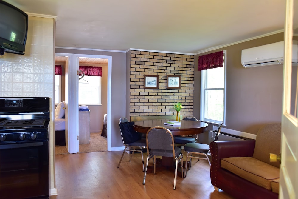 Delton Oaks Resort - photo 84