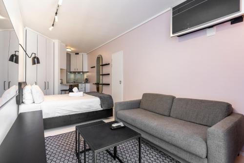 Flamingo 705 Sea Point Studio Aprt