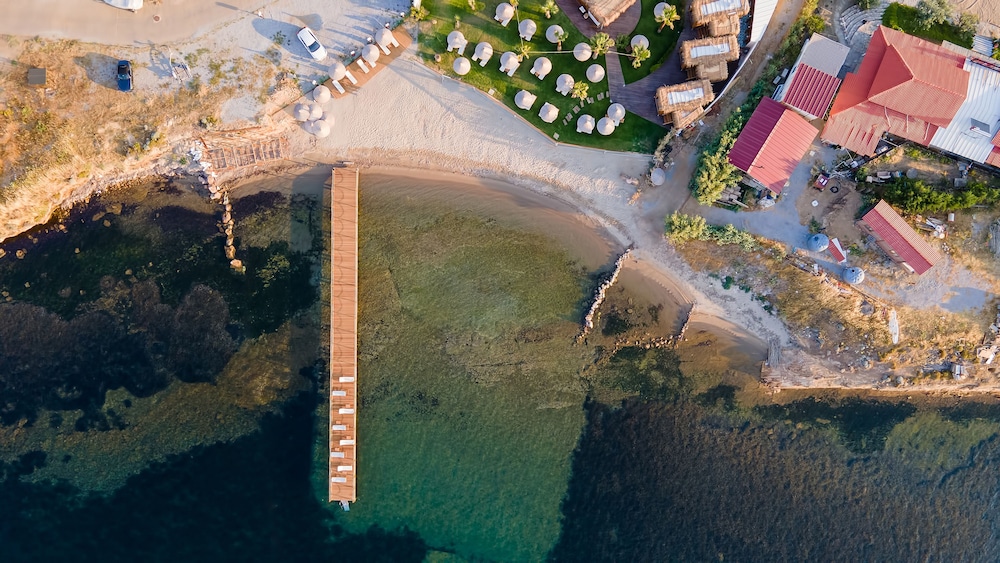 Anda Beach Bistro & Rooms in Ayvalik, Turkey