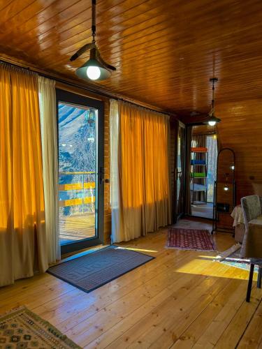 Donata Cottages kazbegi