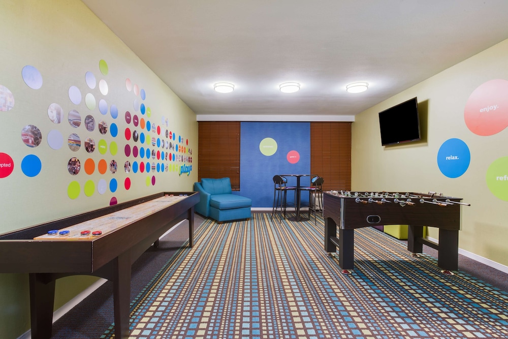 Hampton Inn Norcross - photo 34