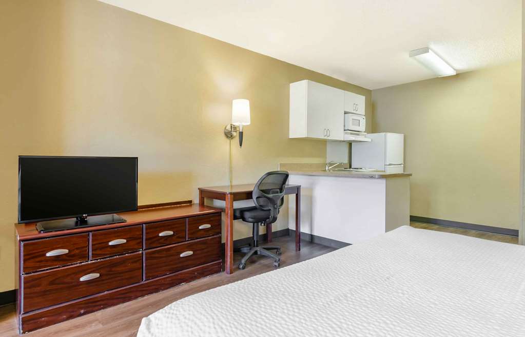 Extended Stay America Select Suites Roanoke Airport - photo 27