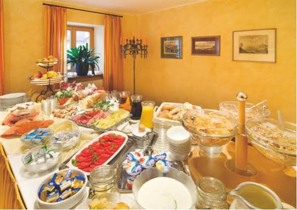 Altstadt Hotel Zum Hechten - carbon neutral hotel in Fuessen