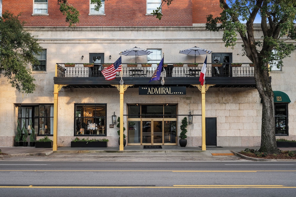 The Admiral Hotel - photo 44