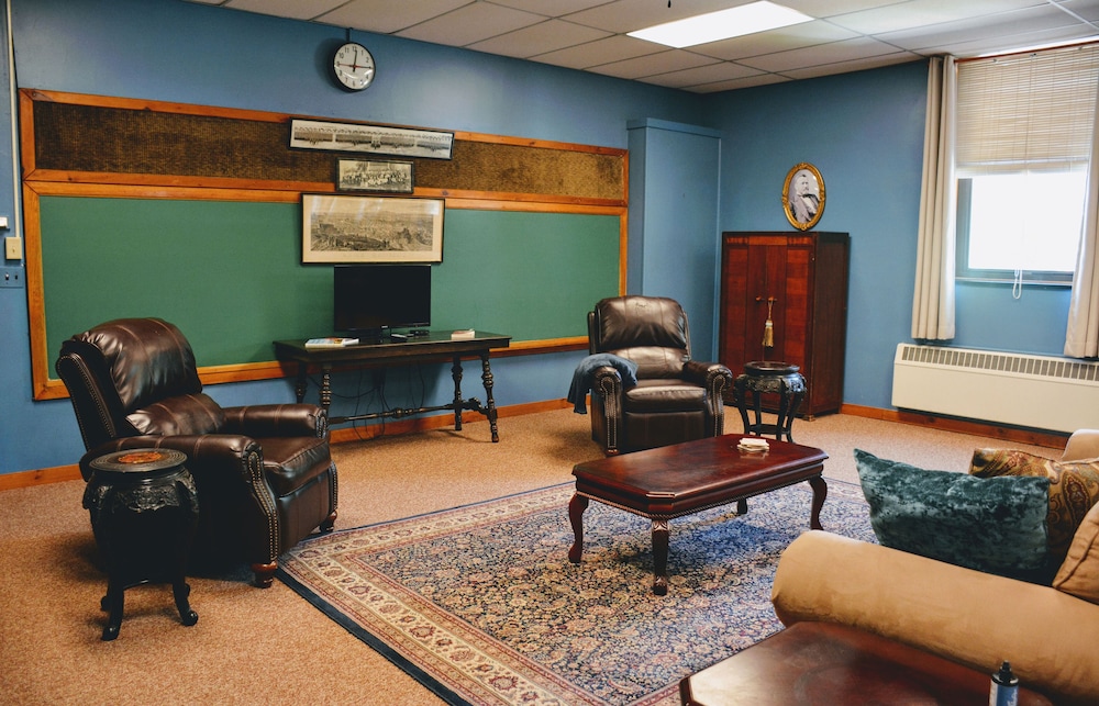 Sherman Inn - photo 24