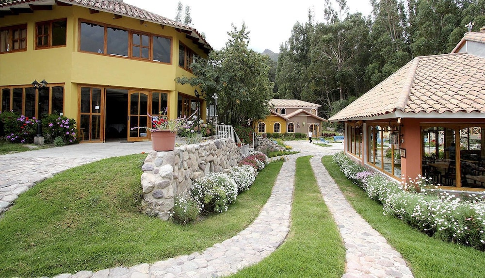 Pisonay Pueblo - carbon neutral hotel in Cusco