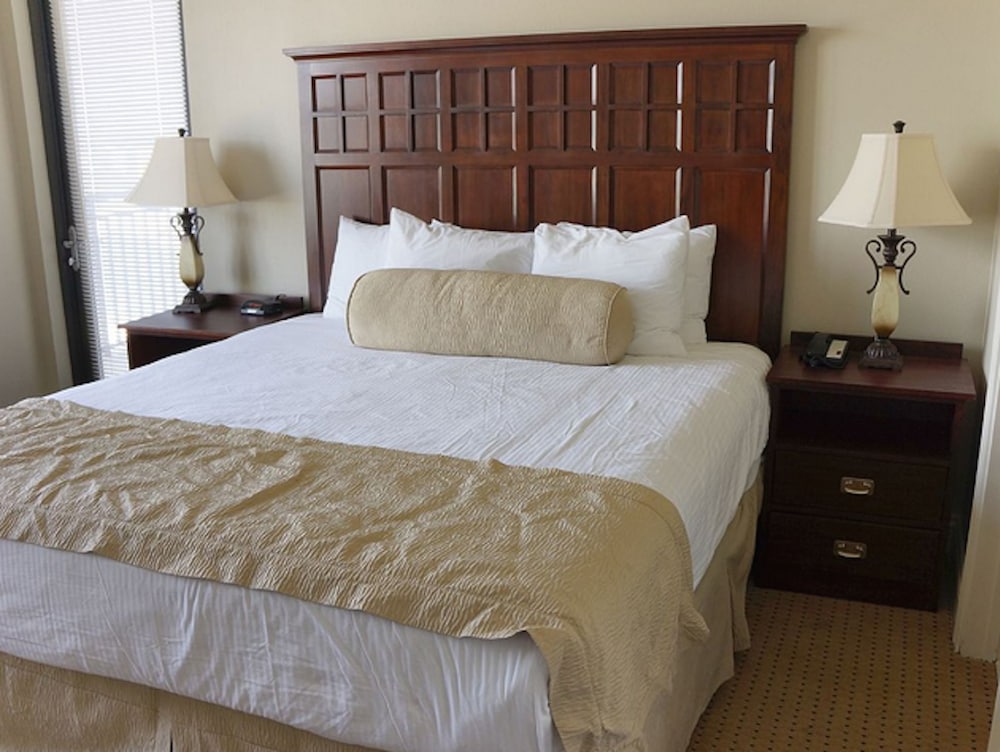 Emerald Grande Vacation Resort by Resort Stay - photo 8
