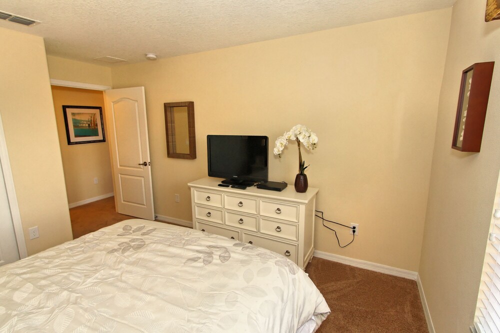 Paradise Palms Resort by VHC Hospitality - photo 5