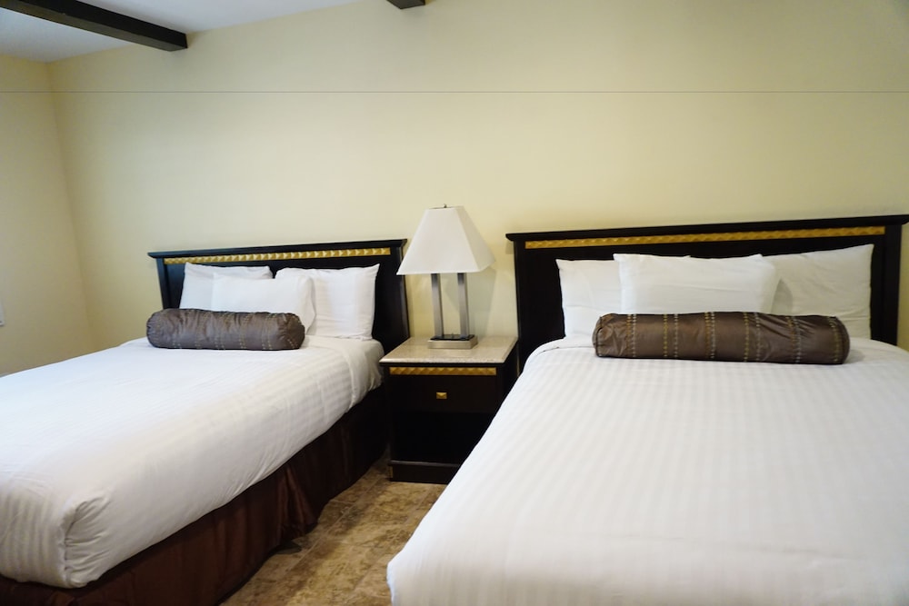 Tuscan Garden Inn - photo 18