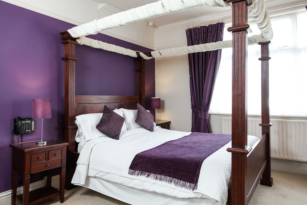 Hotel de Vie — 4-Star Luxury Hotel in Farnham, United Kingdom
