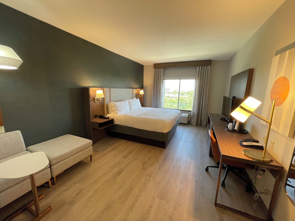 Holiday Inn Oklahoma City Airport by IHG - photo 10