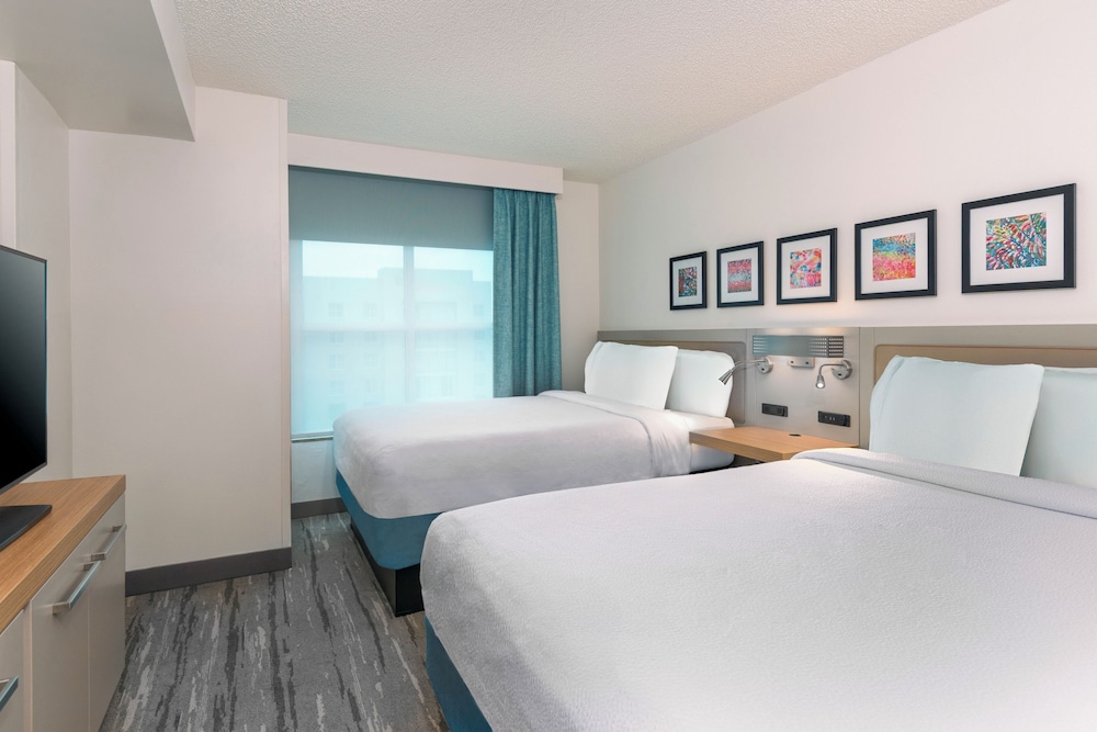 Hilton Garden Inn Tampa Airport Westshore - photo 12