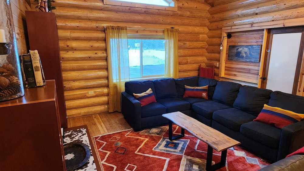 Beargrass Lodging and RV Resort - photo 95