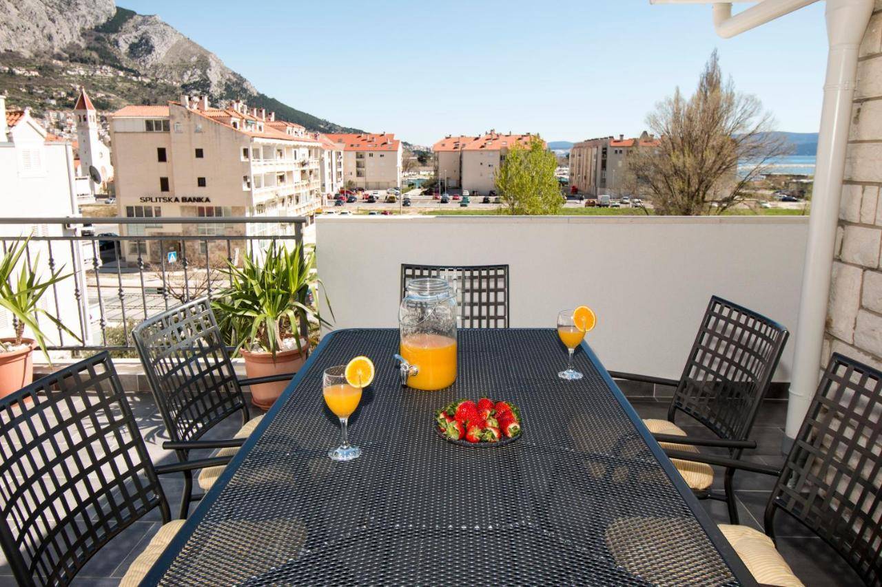 Cherry - carbon neutral hotel in Omis