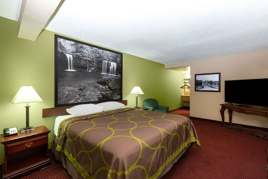 Super 8 by Wyndham Eureka Springs - photo 17