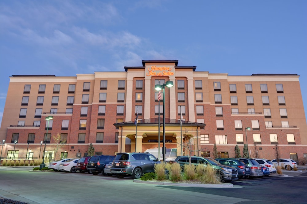 Hampton Inn & Suites Denver Airport Gateway Park - photo 52