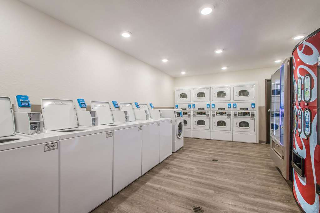 WoodSpring Suites Doral Miami Airport - photo 34