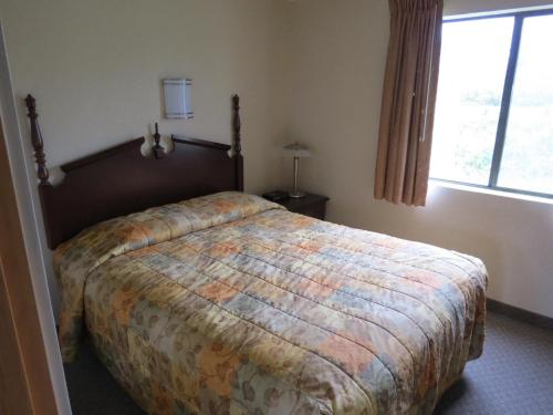 Western Royal Inn - featured photo