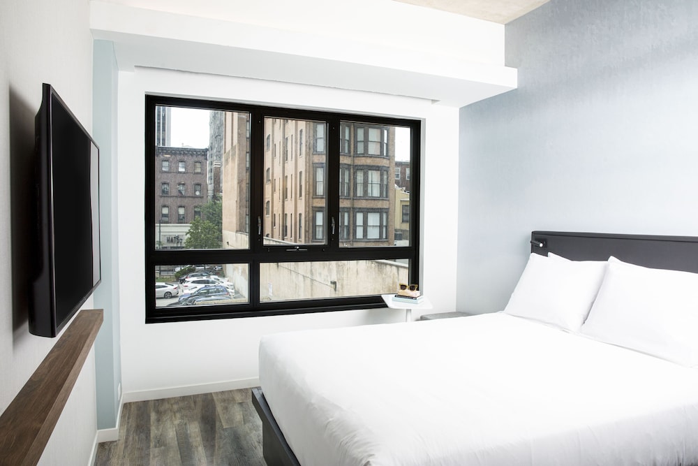 Motto by Hilton Philadelphia Rittenhouse Square - photo 6