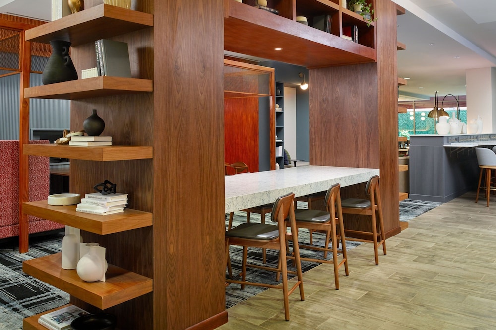 Courtyard by Marriott Washington DC Foggy Bottom - photo 4