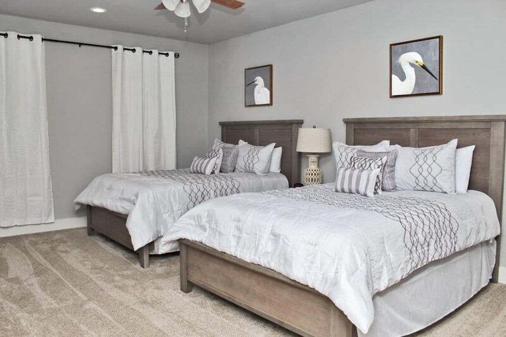 Romeo Beach by Youngs Suncoast - photo 20