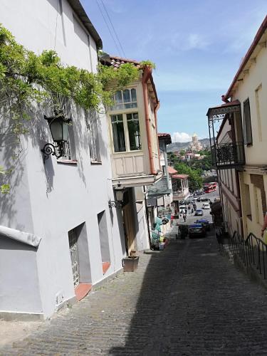 Comfortable Apartment In The Old Tbilisi
