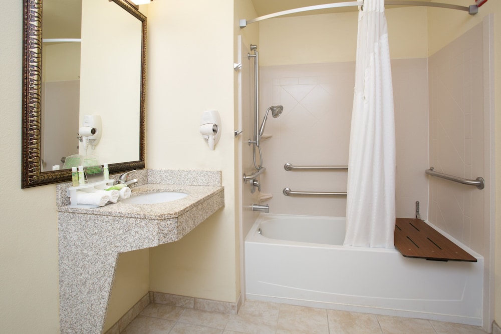 Holiday Inn Express Hotel & Suites Las Vegas by IHG - photo 15