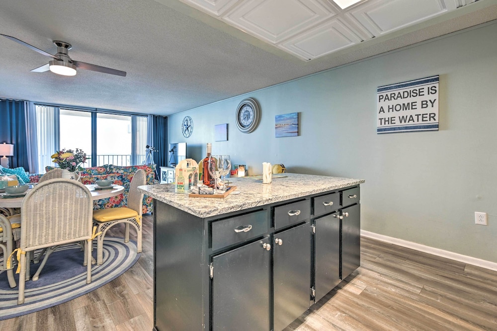 Oceanfront Oasis w Deck and Resort Beach Access - photo 10