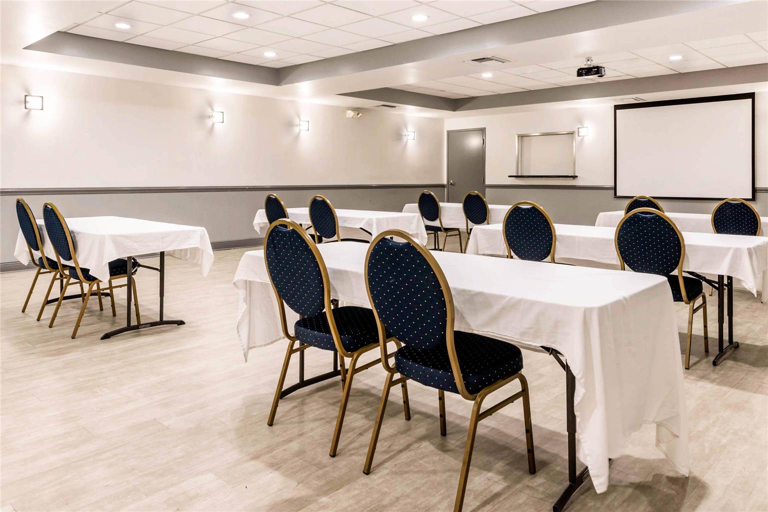 Rodeway Inn & Suites Fort Lauderdale Airport & Cruise Port - photo 68