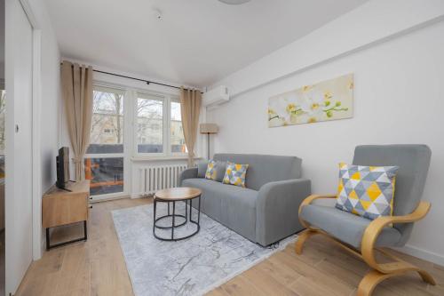 Bright Apartments Close to City Centre by Noclegi Renters — 4-Star Luxury Hotel in Warsaw, Poland