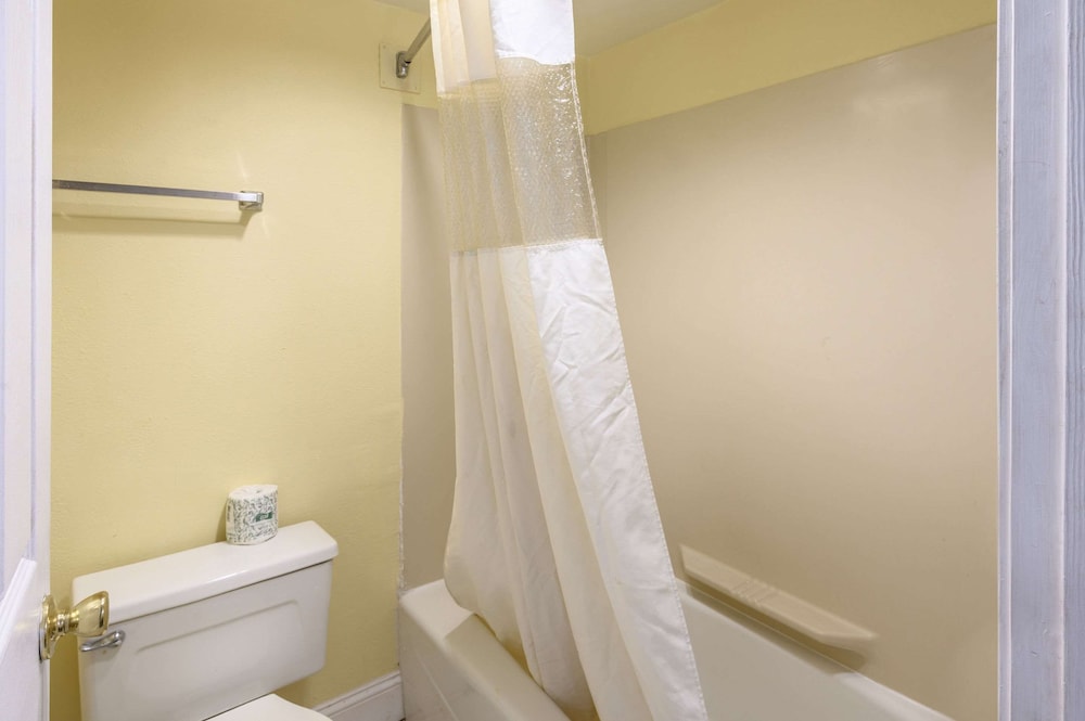 Quality Inn New Orleans I 10 East - photo 24