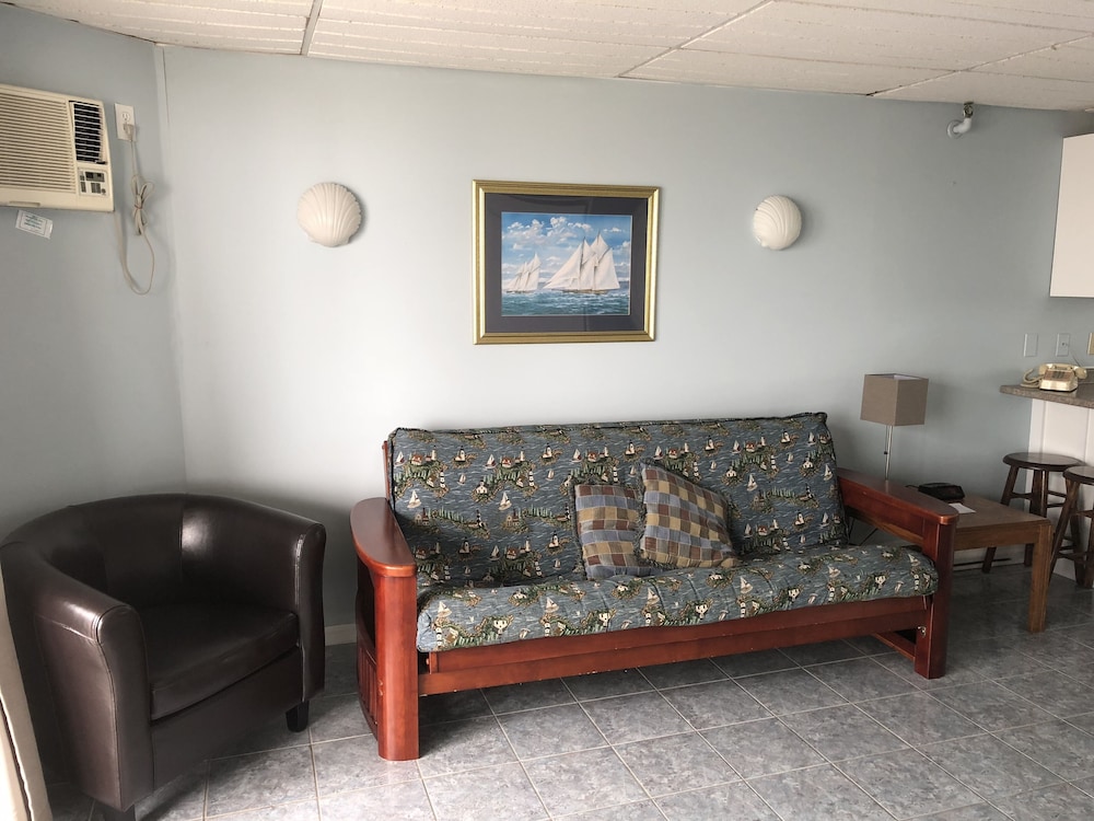 Ocean Walk Hotel - photo 8