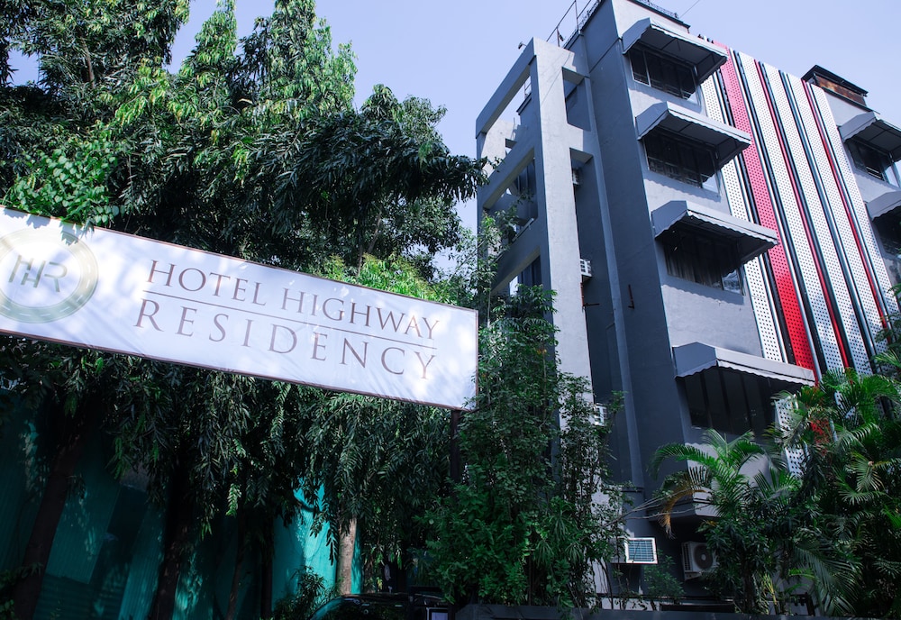 Hotel Highway Residency